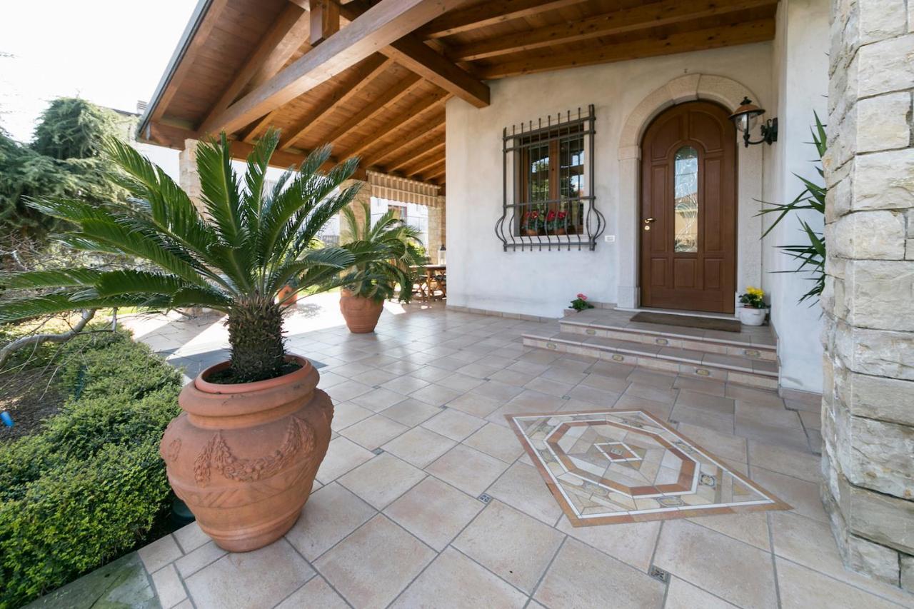 데센자노델가르다 La Casa Di Pimpi B&B 외부 사진