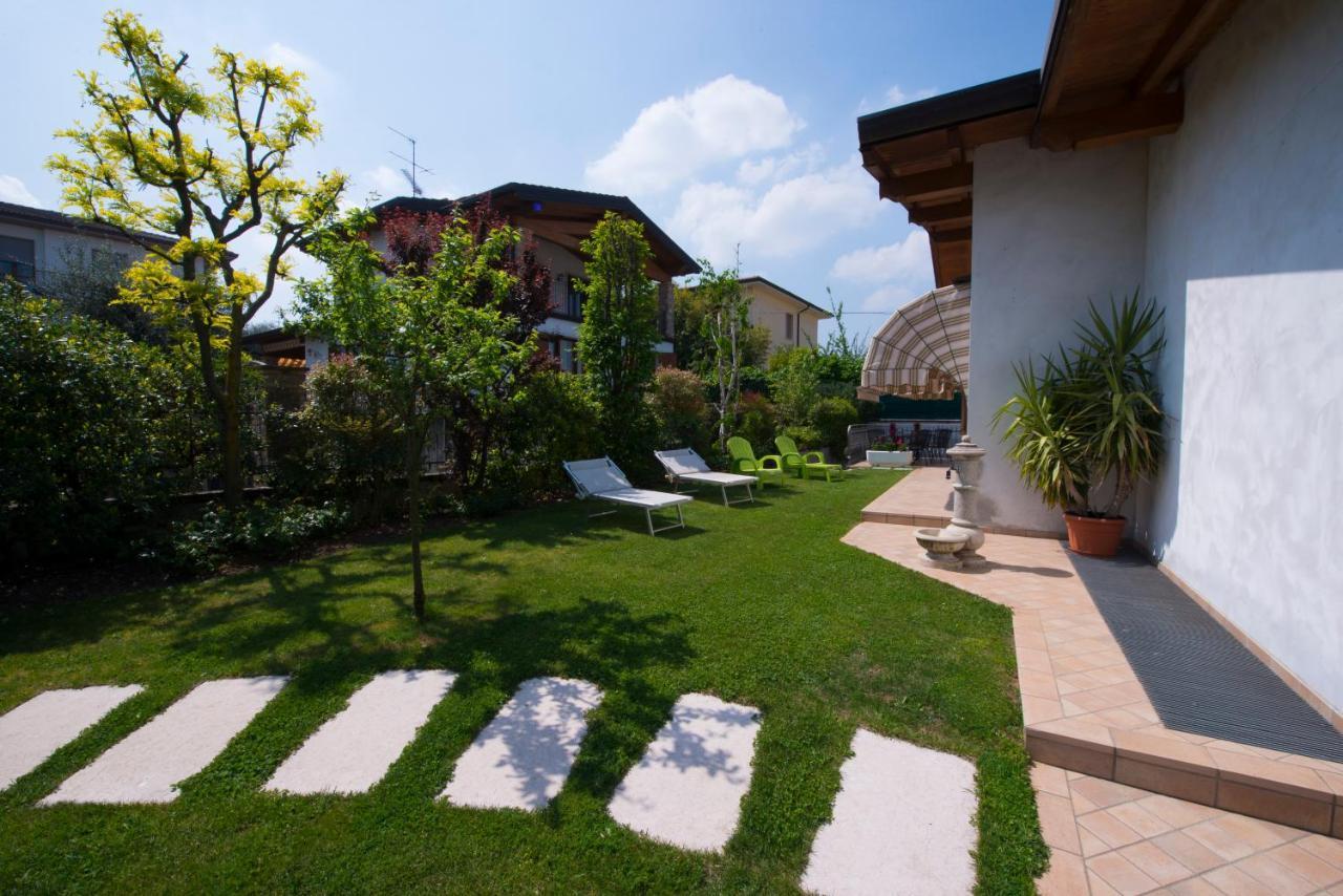데센자노델가르다 La Casa Di Pimpi B&B 외부 사진