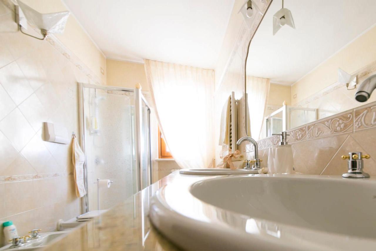 데센자노델가르다 La Casa Di Pimpi B&B 외부 사진